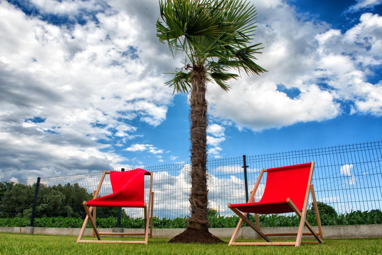 Nocleg Zator Domki Paradise Pod Palmami Esterno foto